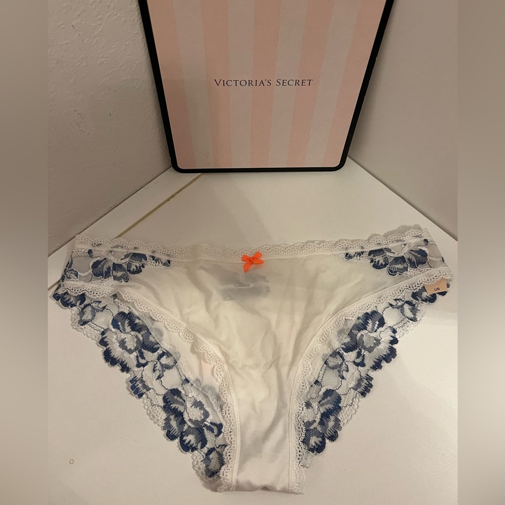 💙Victoria's Secret Vintage Satin Blue Lace Panty & Bonus Buy💚